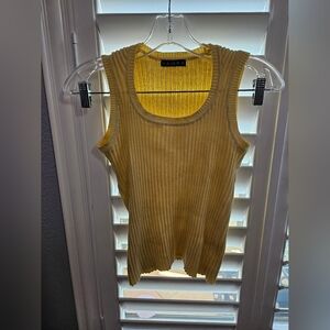 Magna yellow knit top size small